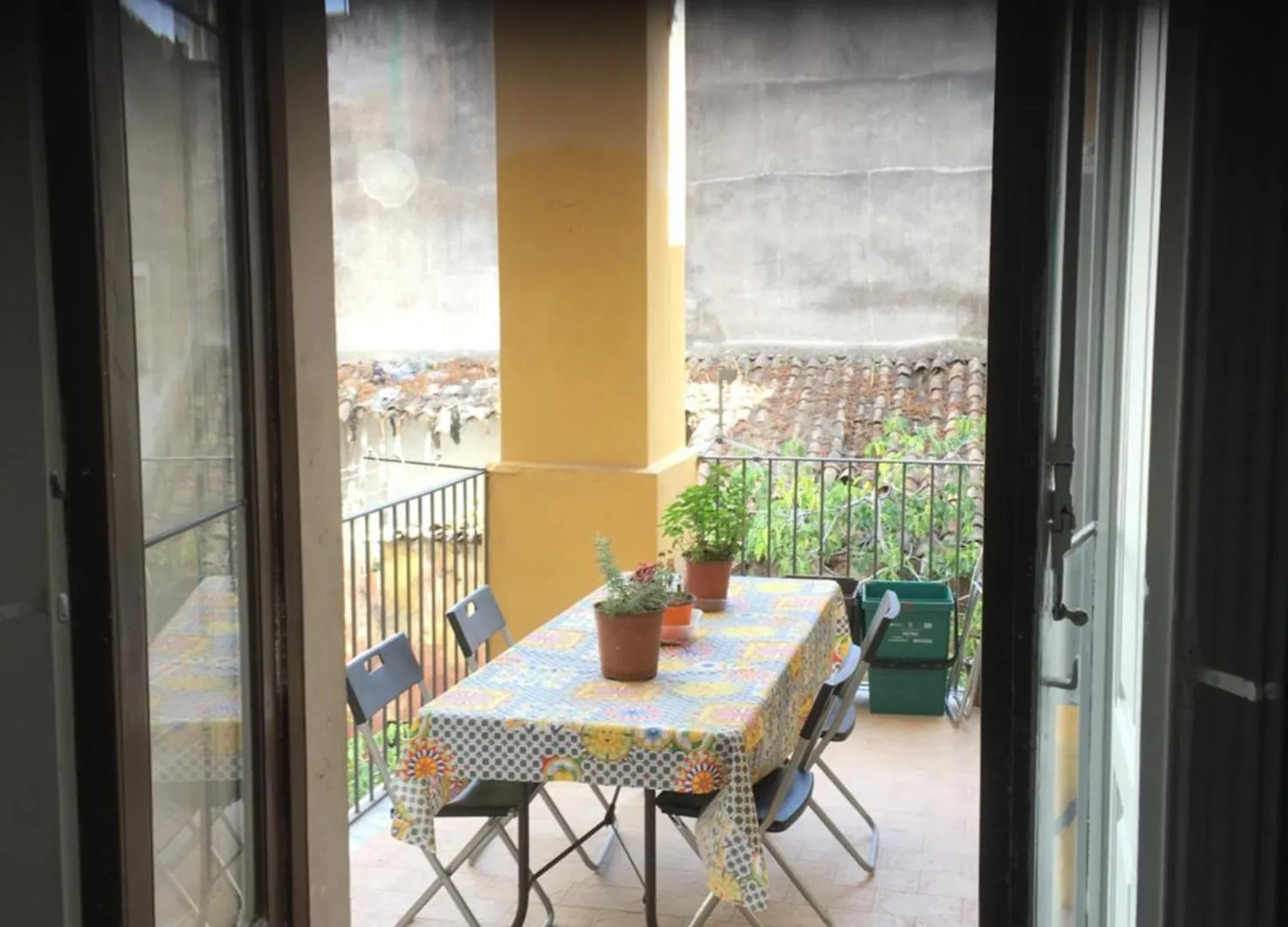 Bohemian Apartment Terrace Downtown Aeroporto di Catania Fontana Rossa